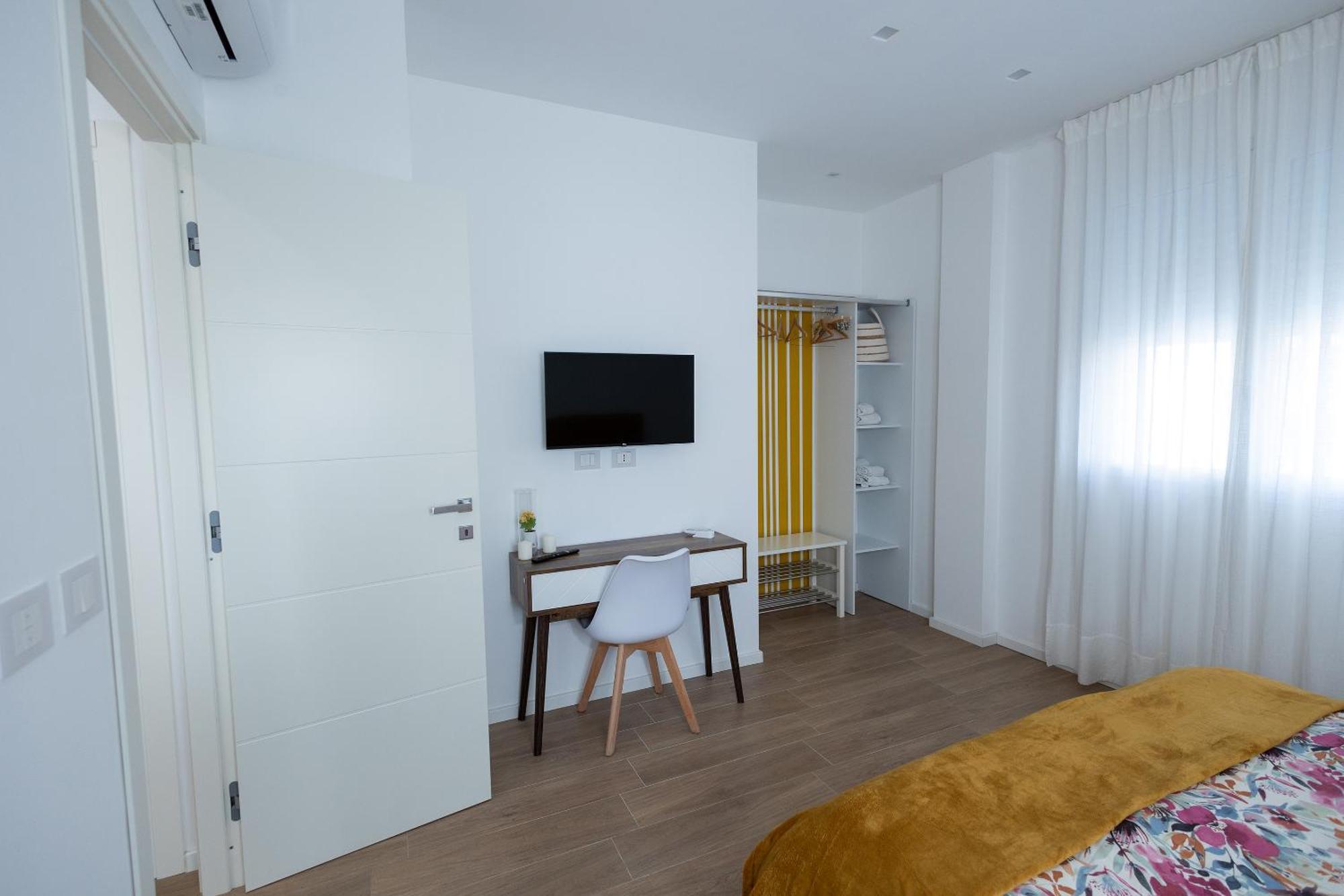 Perla Sul Mare Apartments ジャルディーニ・ナクソス エクステリア 写真